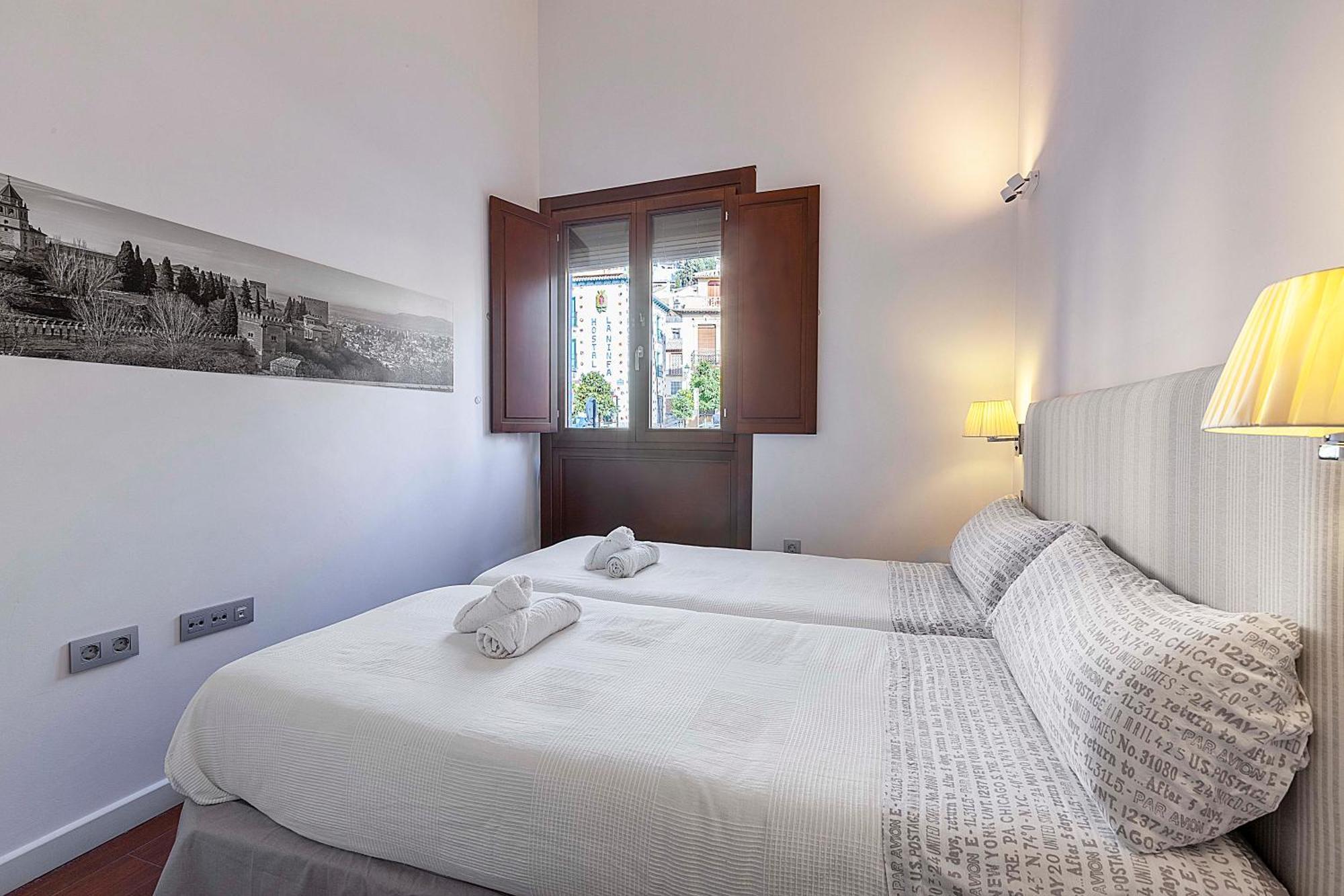 Molinos Apartments City Centre Гранада Екстериор снимка